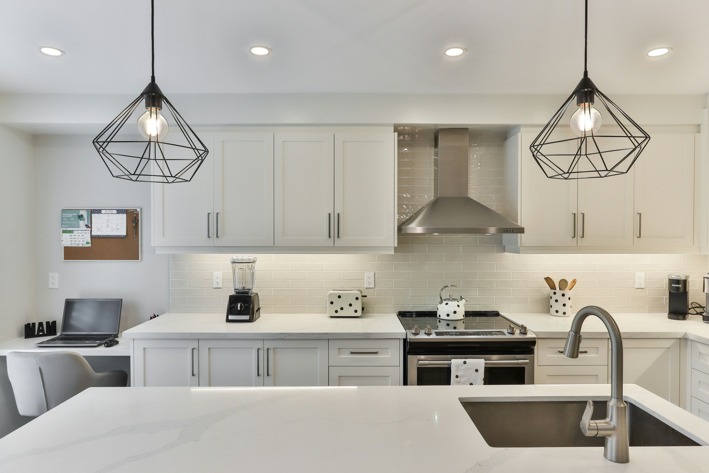 Save Time and Money: Buy Your Natural Stone Slabs Online