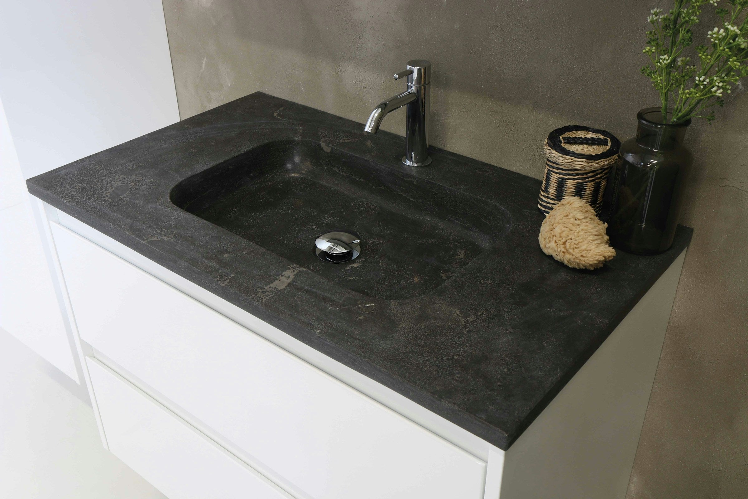 Reimagining Remodeling: Stone Slabs Online for Every Home