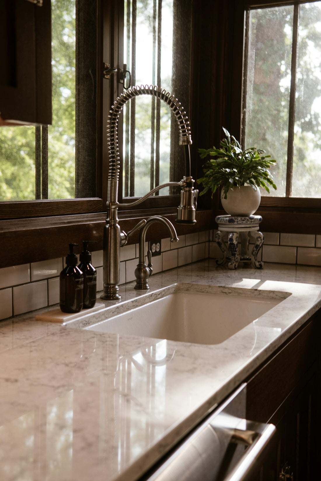 Order Stone Slabs Online and Get Them Delivered to Your Project